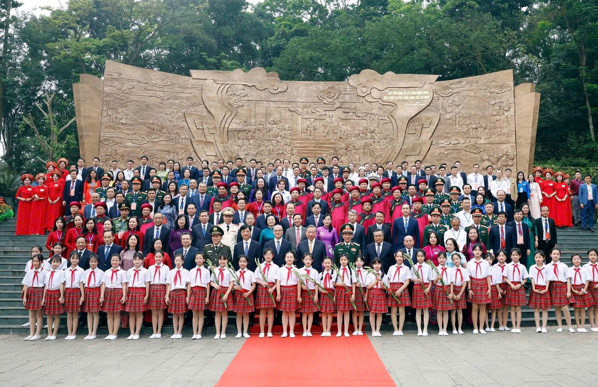 den-hung-1778321622.jpg