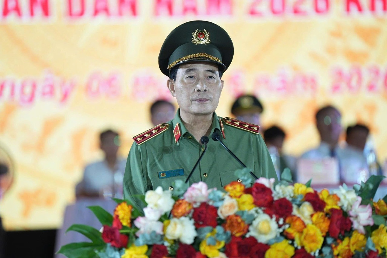ca-hue-1-1780812698.jpg