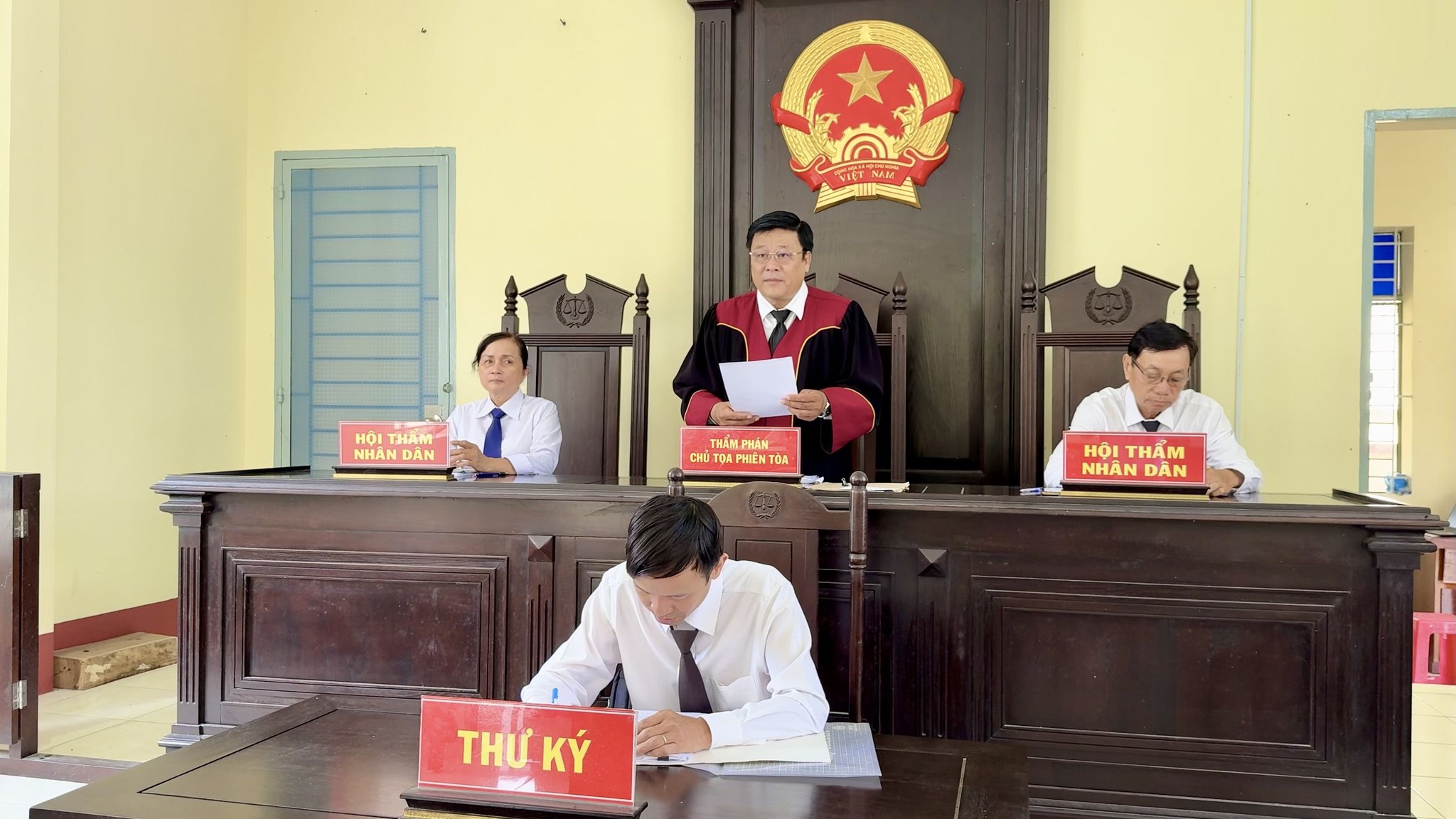 Tây Ninh: Xét xử vụ án hình sự tàng trữ trái phép vũ khí quân dụng tại xã Tân Hưng