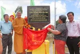 Những cây cầu nối triệu tấm lòng