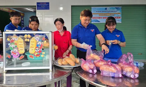Một nghìn đồng - một ổ bánh mì - một tấm lòng
