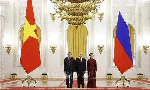 Tổng thống Liên bang Nga Vladimir Putin chủ trì Lễ đón Tổng Bí thư, Chủ tịch nước Tô Lâm
