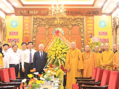 Phát huy truyền thống ''hộ quốc, an dân'', tiếp tục củng cố khối đại đoàn kết toàn dân tộc