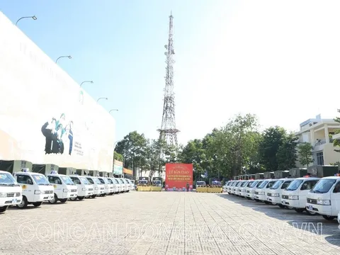 Công an Đồng Nai tổ chức Lễ bàn giao 26 xe ô tô chuyên dụng cho lực lượng Công an xã, thị trấn