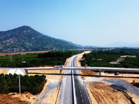 Điểm danh loạt dự án giao thông nghìn tỷ mới được khởi công từ Bắc vào Nam