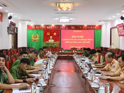 Bộ Công an tập huấn kỹ năng cho cán bộ Công an thực hiện chuyển đổi số, số hoá hồ sơ