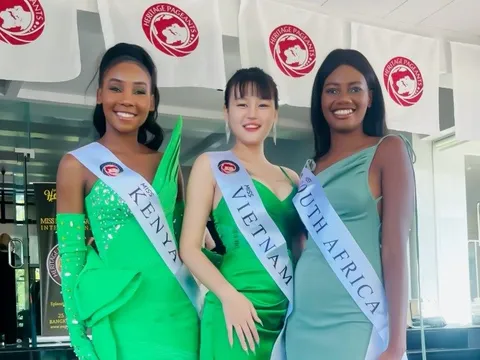 Vũ Quỳnh Như - đại diện Miss Heritage Viet Nam 2023 tham gia giao lưu văn hóa cùng các thí sinh Hoa hậu di sản quốc tế