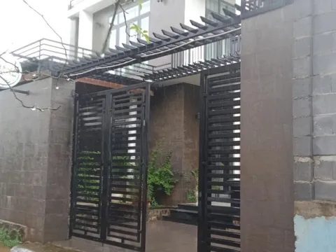 TP. Bảo Lộc, tỉnh Lâm Đồng:Liệu có sự “bảo kê” để bà Trần Thúy Hằng xây dựng nhà ở kiên cố trên đất nông nghiệp?