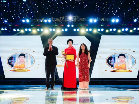 NSND Trịnh Kim Chi: Tấm gương sáng của lòng nhân ái