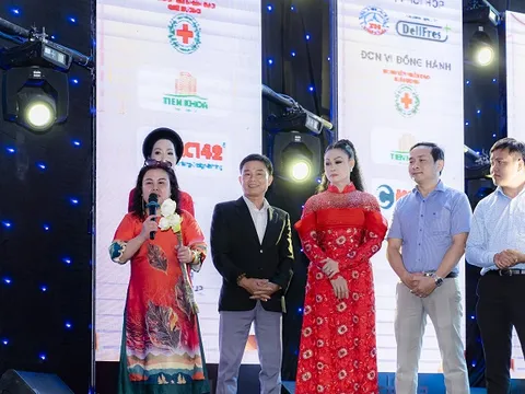 Nguyễn Hữu Chính - Doanh Nhân Vì Một Cộng Đồng Với Trái Tim Nhân Ái Đong Đầy