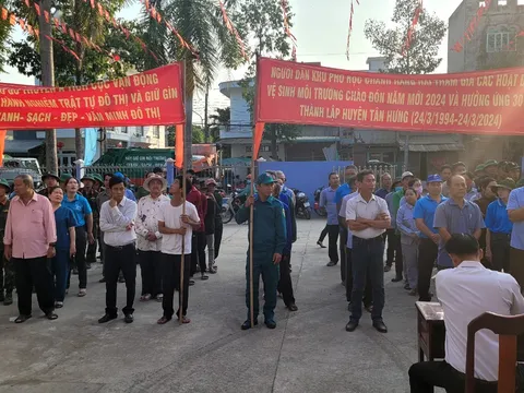 Tân Hưng-Lễ phát động ra quân tổng vệ sinh môi trường