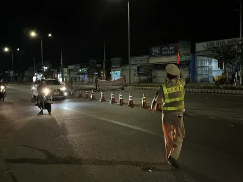 Sau hai giờ kiểm tra, chỉ phát hiện 1 trường hợp vi phạm nồng độ cồn