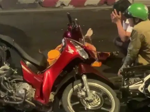 Ô tô tải đâm liên hoàn trên quốc lộ 1, tài xế lái xe gần 40 cây số qua Long An bỏ trốn