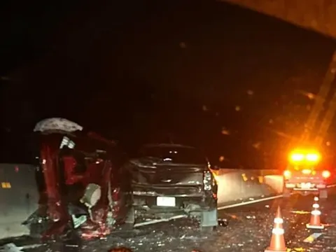 Tai nạn liên hoàn 4 ôtô trên cao tốc Phan Thiết - Dầu Giây