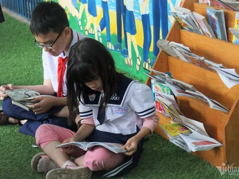 Đà Nẵng: 'Tuyệt chiêu' của cô hiệu trưởng giúp học sinh mê đọc sách