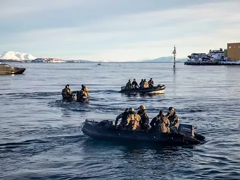 Liệu NATO có đủ sức đương đầu với Nga trên chiến trường Ukraine?