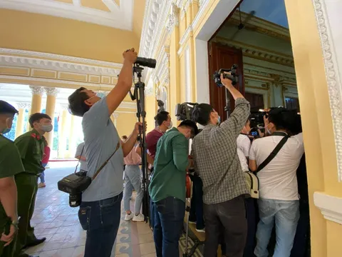 Dự thảo Luật Tổ chức TAND sửa đổi: Hạn chế nhà báo ghi âm, ghi hình tại tòa-Lợi bất cập hại