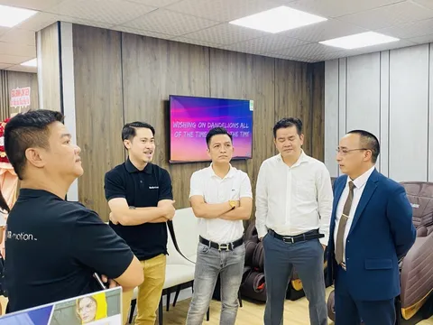 Hệ thống Mắt kính Nguồn Sáng: Đối tác chiến lược với nhiều thương hiệu danh tiếng