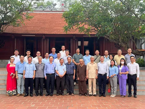 Họ Phan Việt Nam Tổ Chức Lễ Dâng Hương Và Công Đức Trồng Cây SaLa Tại Đình Thị Cấm