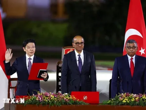 Thủ tướng Phạm Minh Chính gửi thư chúc mừng Thủ tướng Cộng hòa Singapore