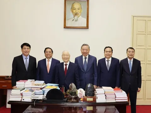 Trung ương giới thiệu Quốc hội bầu đồng chí Tô Lâm giữ chức Chủ tịch nước, đồng chí Trần Thanh Mẫn giữ chức Chủ tịch Quốc hội