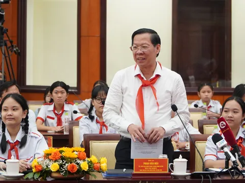 Lãnh đạo TP HCM gặp gỡ, lắng nghe thiếu nhi