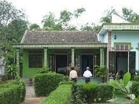 Xây nhà trên đất ở nông thôn và đô thị, khi nào không phải xin phép?