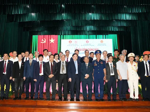 Lễ báo công dâng Bác tuyên dương học sinh tiêu biểu năm học 2024