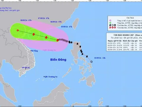 Không mở hé cửa hoặc cửa sổ căn hộ chung cư khi gió bão