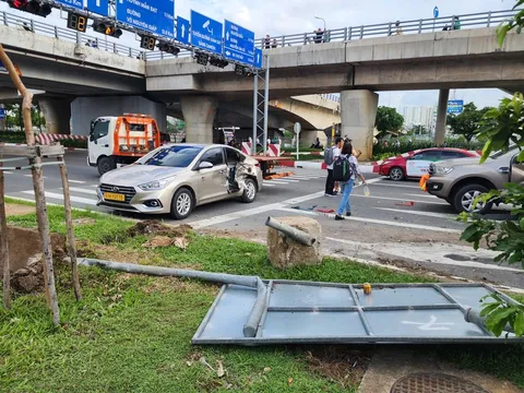 TP.HCM: Tai nạn liên hoàn trên đại lộ Võ Văn Kiệt, giao thông ùn tắc kéo dài