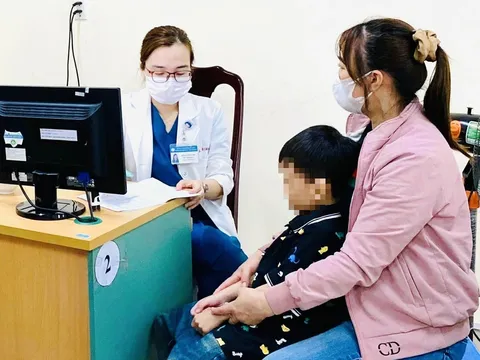 Sử dụng thuốc bổ cho trẻ, cần theo hướng dẫn bác sĩ chuyên khoa