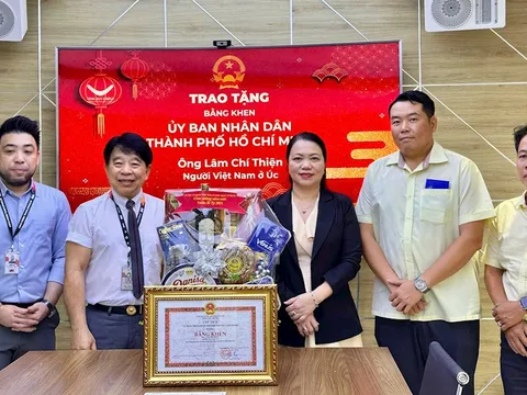 Thăm và chúc Tết người Việt Nam ở nước ngoài tiêu biểu trên địa bàn TPHCM