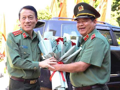 Giữ vững an ninh trật tự ngay từ cơ sở, gần dân, sát dân, tạo thế trận lòng dân vững chắc