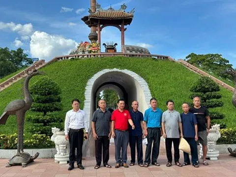Hành trình tri ân ý nghĩa của các doanh nhân tại địa danh gắn với câu chuyện "Mưa đỏ" hào hùng