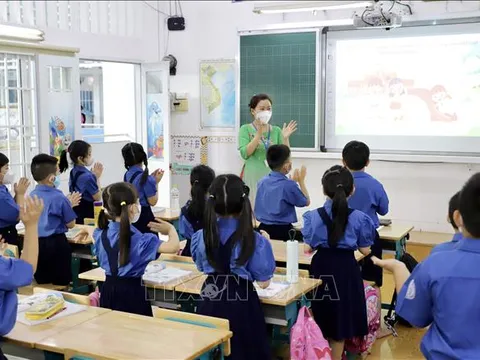 TP Hồ Chí Minh: Các trường bắt đầu hoàn trả tiền BHYT cho học sinh