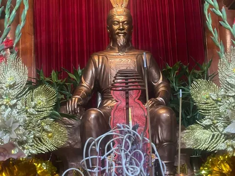 Khánh thành Đền thờ Phan Tây Nhạc Đại Vương: Về lại Song Nga – Thắp lửa cội nguồn họ Phan