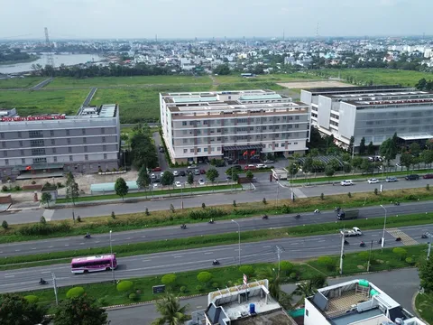 Tây Ninh: Ngày đầu làm việc sau Tết, tiếp nhận hàng ngàn hồ sơ