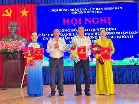 Kiện toàn bộ máy lãnh đạo phường Bến Tre nhiệm kỳ 2026–2031