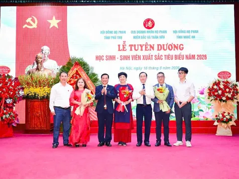 Rạng danh truyền thống hiếu học họ Phan và Thân Hữu: Lễ tuyên dương, báo công dâng Bác tại Ba Đình lịch sử